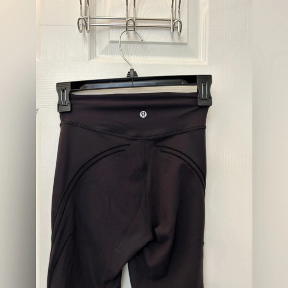 Lululemon Get in Line Super-High-Rise tight 28” size 4 black - Picture 7 of 8